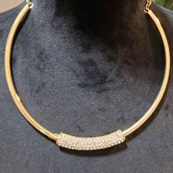 Unbranded Jewelry - Vintage Women Clear Rhinestone Crown Trifari Necklace Jewelry with Lobster Clasp